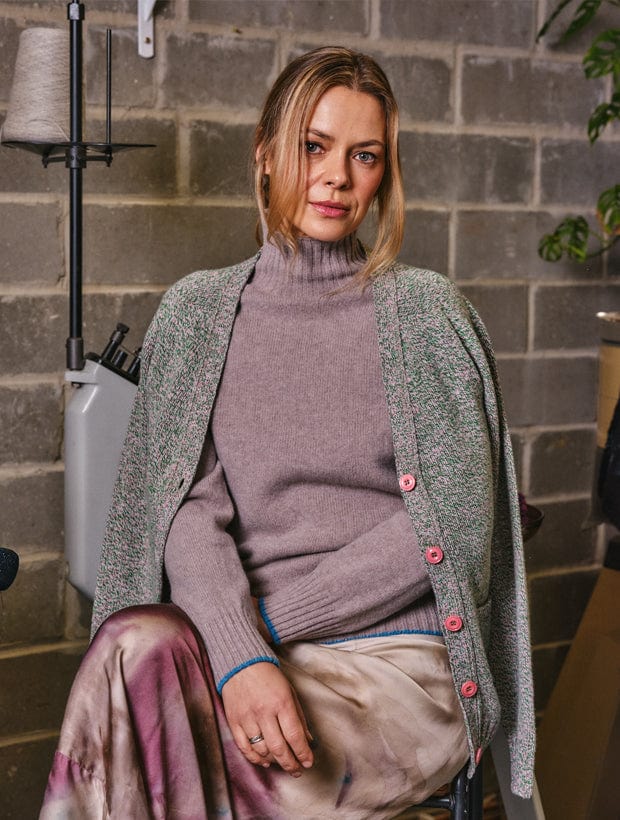 Alva Cardigan Lambswool Green Genevieve Sweeney