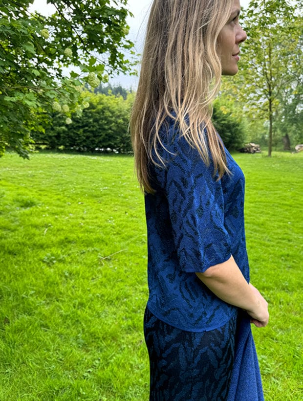 Aria Knitted T-shirt Viscose Jacquard Blue Genevieve Sweeney
