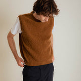 Laide Brushed Wool Knitted Vest Men Brown