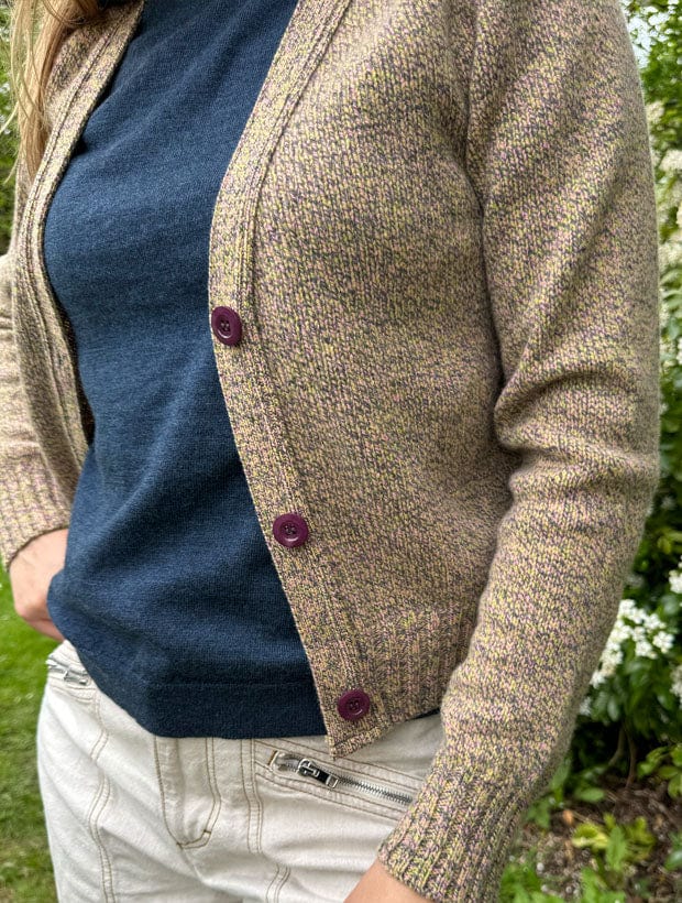 Alloa Cardigan Lambswool Lichen Genevieve Sweeney