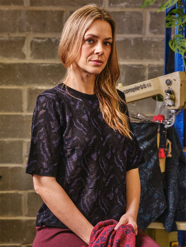 Aria Knitted T-shirt Viscose Jacquard Black Genevieve Sweeney