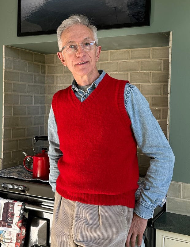 Laide V-neck Brushed Wool Knitted Vest Men Red Genevieve Sweeney