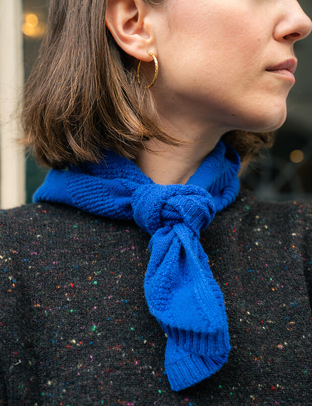 Cashmere Textured Triangle Scarf Bright Blue