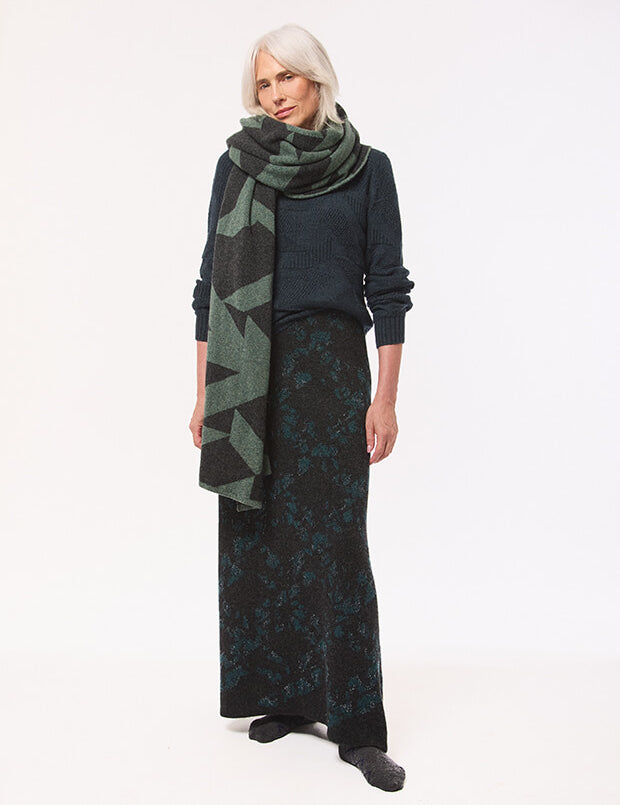 Geometric Lambswool Blanket Scarf Peacock Green