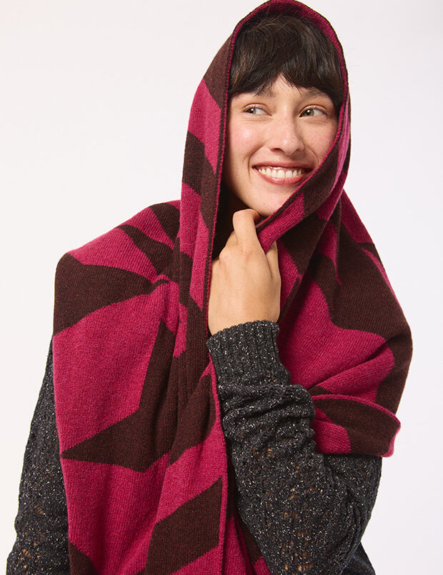 Geometric Lambswool Blanket Scarf Pink